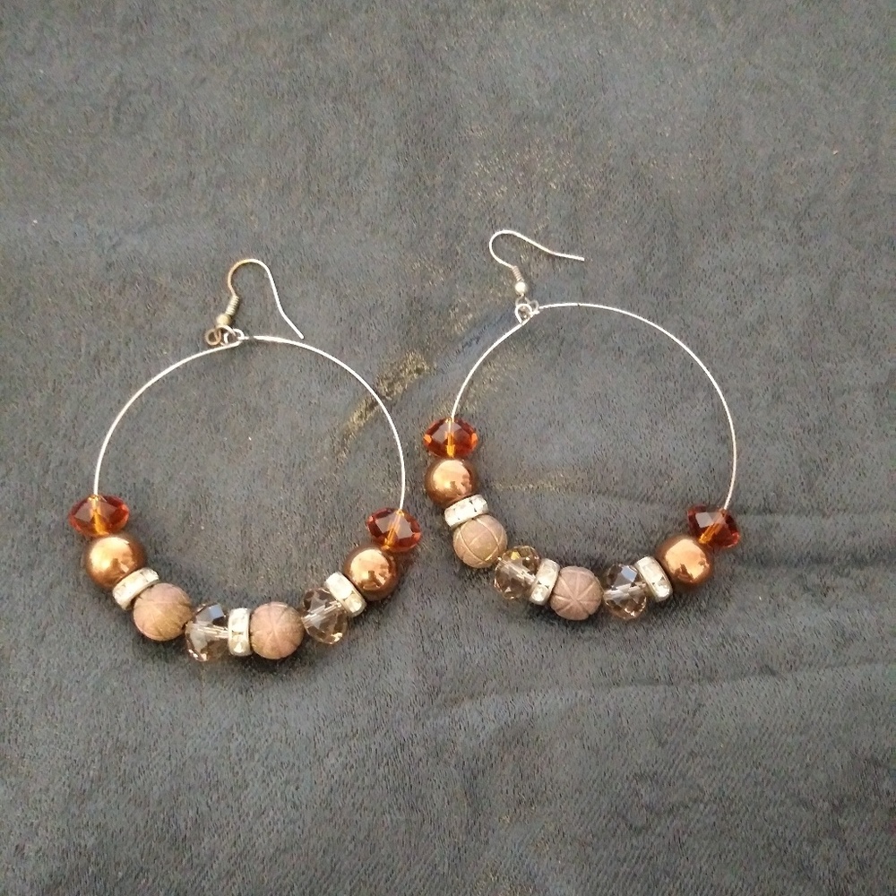 *sale* dangly earrings